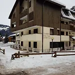 Des Alpes 1 아파트 *