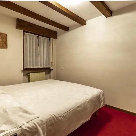 Apartamento Des Alpes 1 *